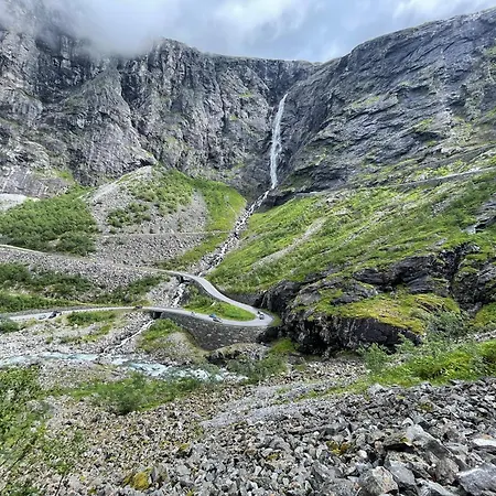 Bakkebo Apartment Andalsnes